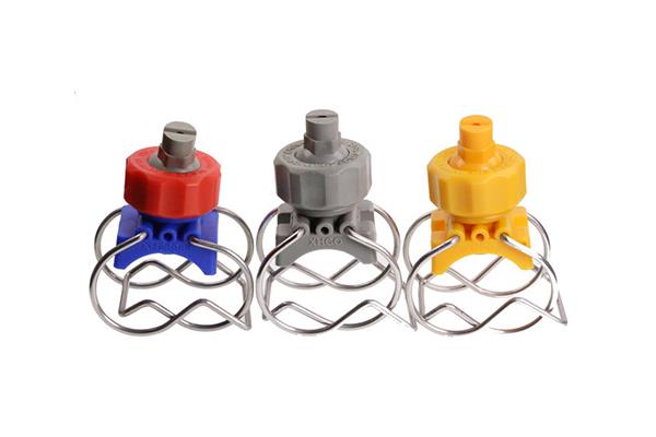 Adjustable Ball Clip Eyelet Nozzles