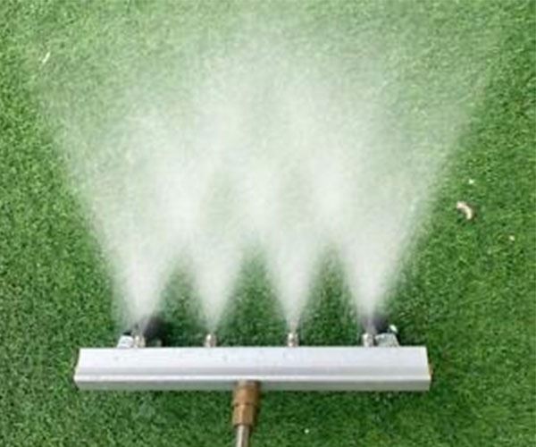 Cleaning equipment parts Cleaning equipment parts