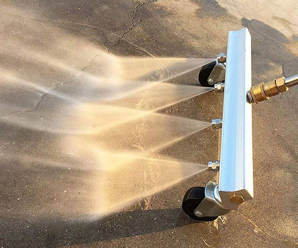 Cleaning equipment parts Cleaning equipment parts