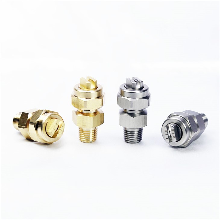 Three-piece fan nozzles